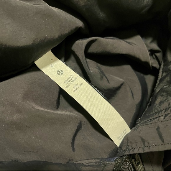 Lululemon Evergreen Anorak - Black/Navy - Picture 9 of 11